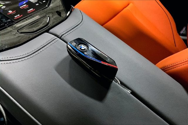 2027 BMW M5 Base