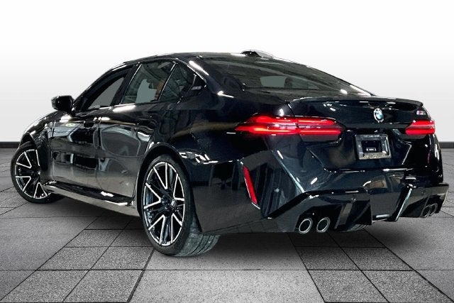 2027 BMW M5 Base