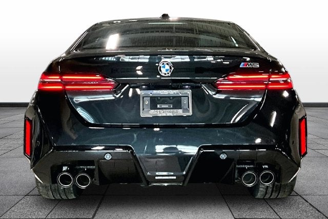 2027 BMW M5 Base