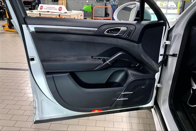 2018 Porsche Cayenne GTS