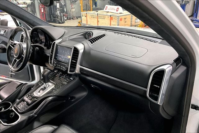 2018 Porsche Cayenne GTS
