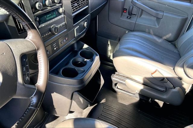 2023 Chevrolet Express 2500 Work Van Cargo