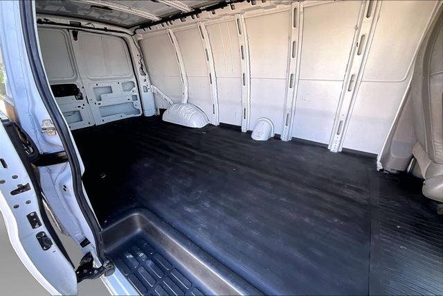 2023 Chevrolet Express 2500 Work Van Cargo