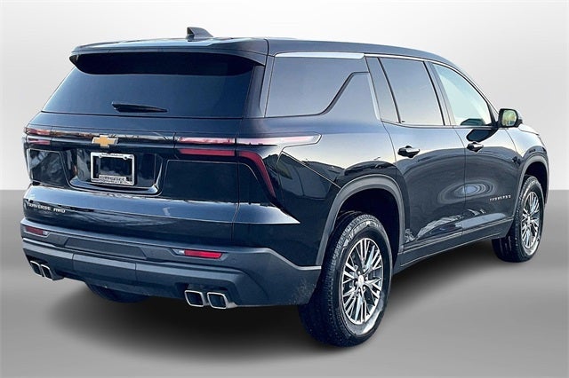 2024 Chevrolet Traverse LS