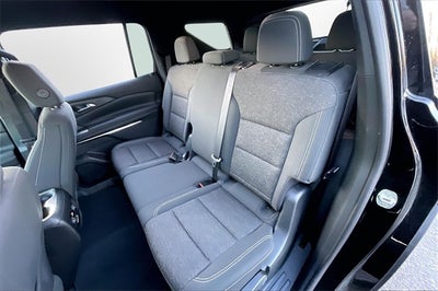 2024 Chevrolet Traverse LS