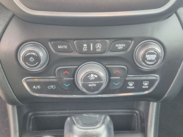 2022 Jeep Cherokee Trailhawk
