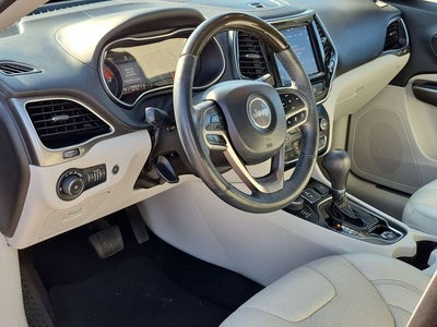 2019 Jeep Cherokee Overland