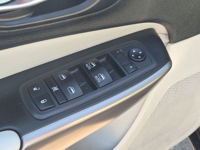 2019 Jeep Cherokee Overland