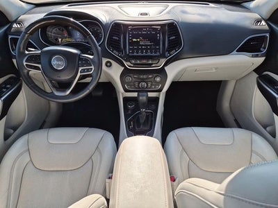 2019 Jeep Cherokee Overland