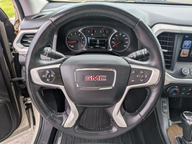 2017 GMC Acadia SLE-2