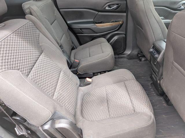 2017 GMC Acadia SLE-2