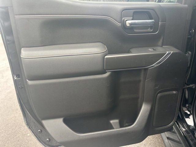 2022 GMC Sierra Limited AT4