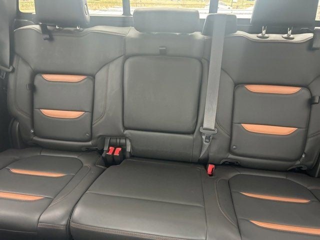 2022 GMC Sierra Limited AT4