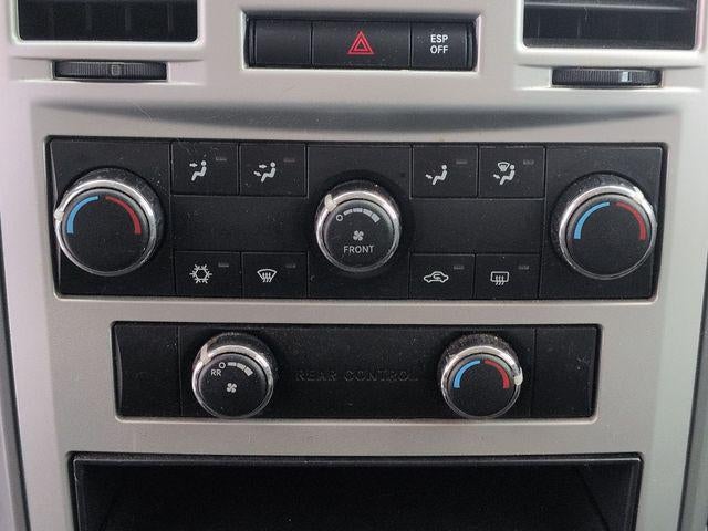 2010 Chrysler Town and Country Touring