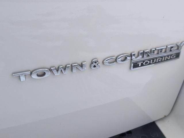 2010 Chrysler Town and Country Touring