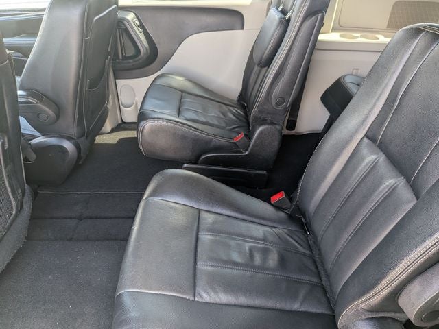 2015 Chrysler Town and Country Touring
