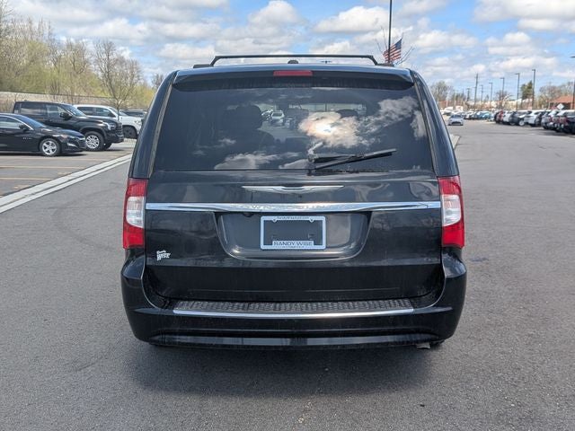2015 Chrysler Town and Country Touring