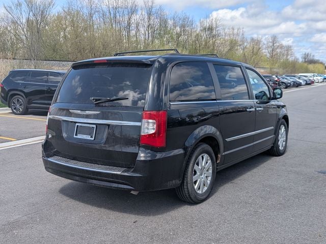 2015 Chrysler Town and Country Touring
