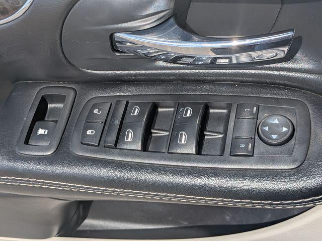 2015 Chrysler Town and Country Touring
