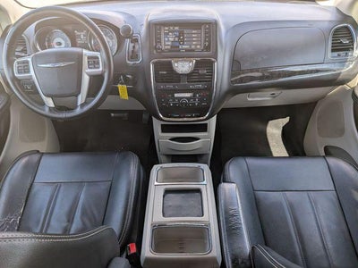 2015 Chrysler Town and Country Touring