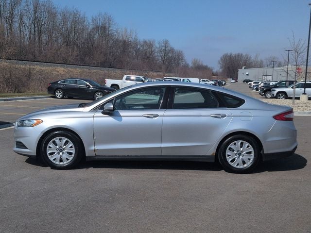 2013 Ford Fusion S