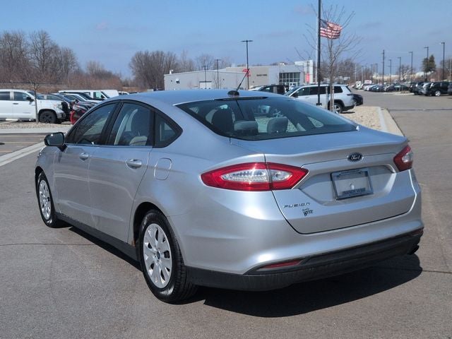 2013 Ford Fusion S