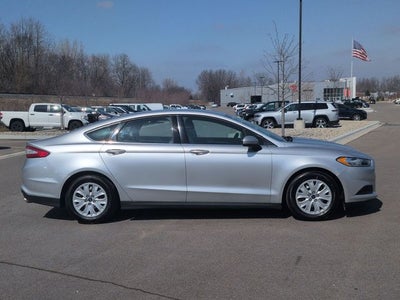 2013 Ford Fusion S
