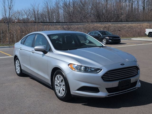 2013 Ford Fusion S