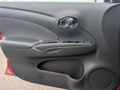 2016 Nissan Versa 1.6 SV