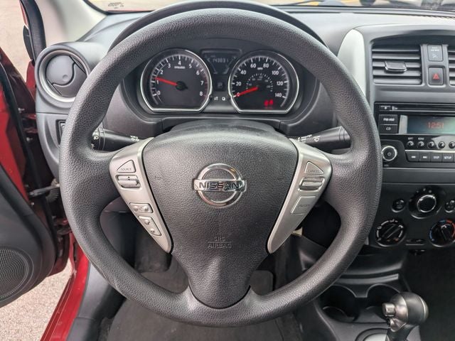 2016 Nissan Versa 1.6 SV