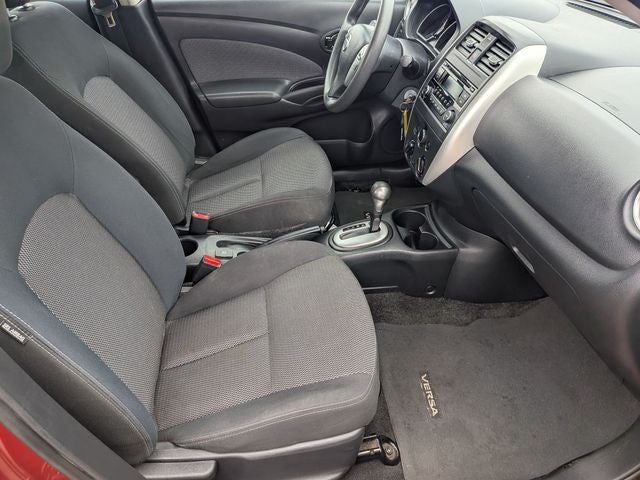2016 Nissan Versa 1.6 SV