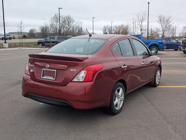 2016 Nissan Versa 1.6 SV