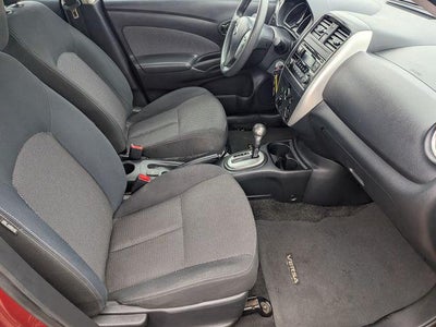 2016 Nissan Versa 1.6 SV
