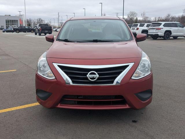 2016 Nissan Versa 1.6 SV
