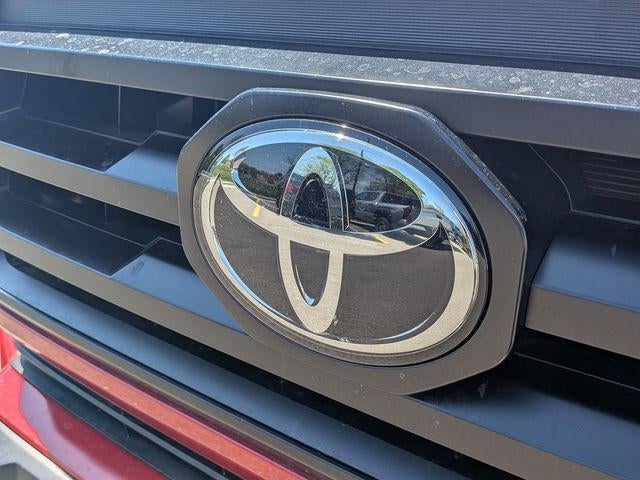 2022 Toyota TACOMA SR SR V6