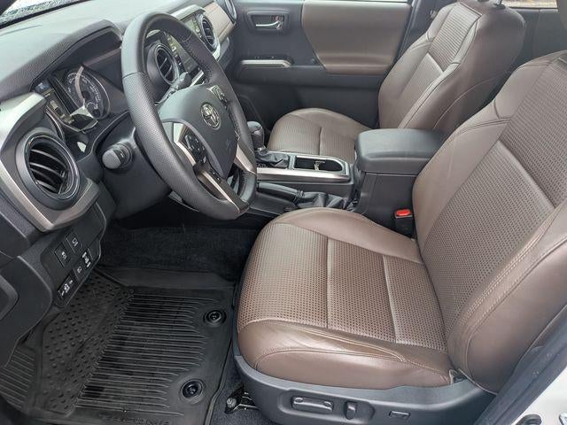 2023 Toyota Tacoma Limited V6