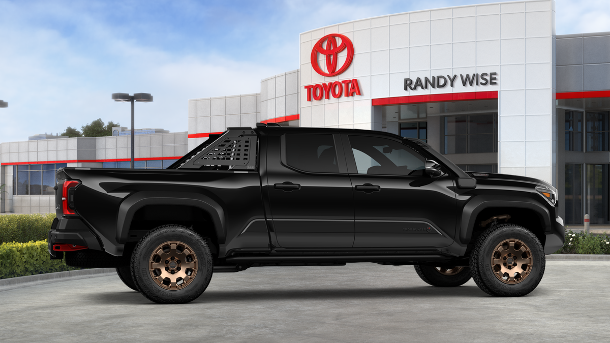 2025 Toyota Tacoma i-FORCE MAX Trailhunter