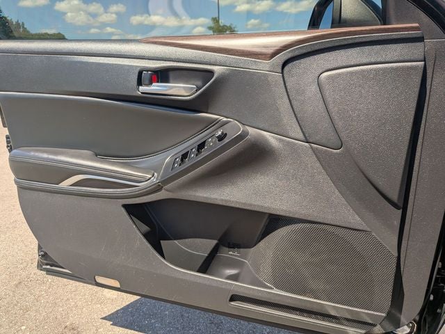 2021 Toyota Avalon Hybrid XLE Plus