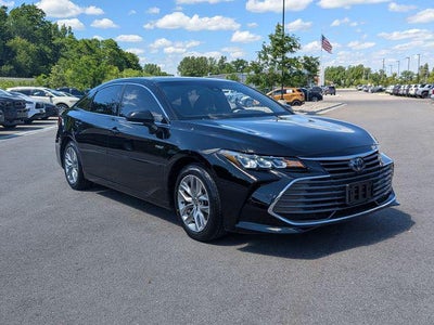 2021 Toyota Avalon Hybrid XLE Plus