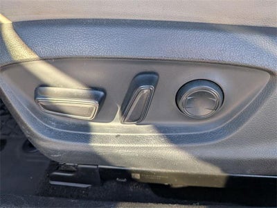 2019 Toyota AVALON HYBRID XLE Plus