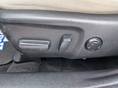 2013 Toyota AVALON XLE