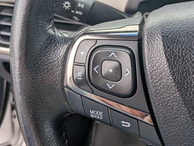 2013 Toyota AVALON XLE