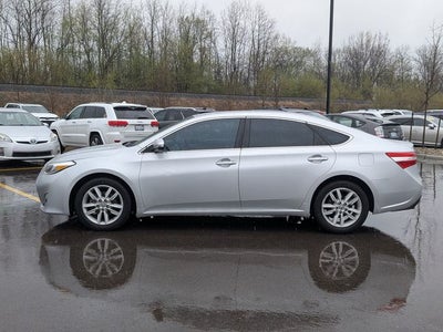 2013 Toyota AVALON XLE