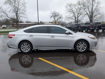 2013 Toyota AVALON XLE