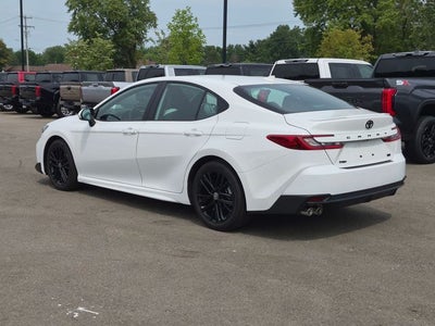 2025 Toyota Camry SE