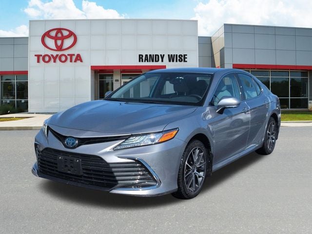 2022 Toyota CAMRY XLE