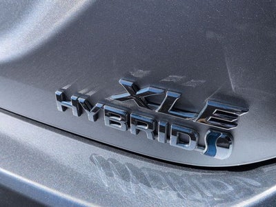 2022 Toyota CAMRY XLE