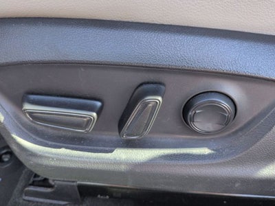 2022 Toyota CAMRY XLE