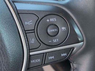 2022 Toyota CAMRY XLE