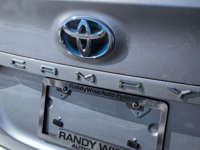 2022 Toyota CAMRY XLE